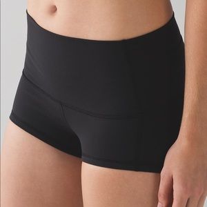 lululemon wunder short